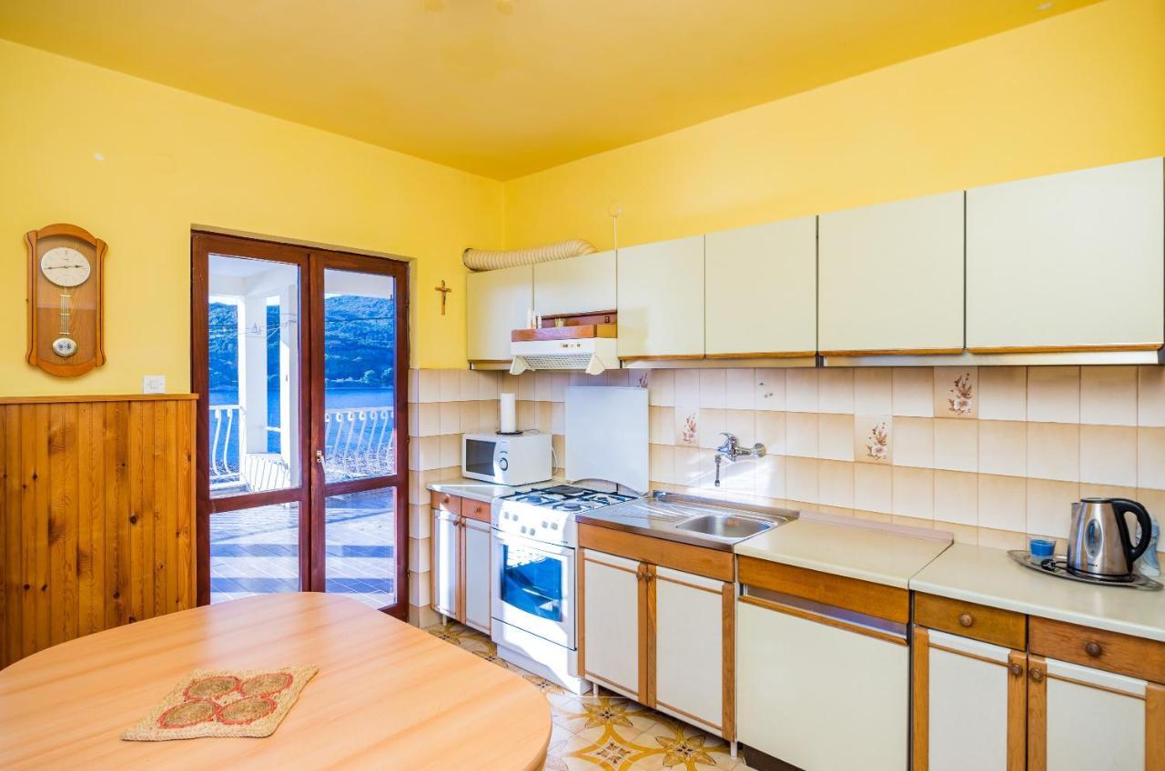 זאטון Apartments Violic מראה חיצוני תמונה